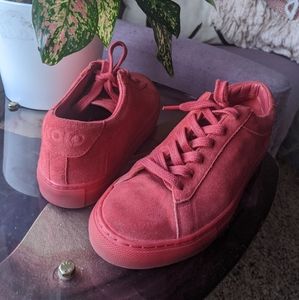 💛NWOT Red KOIO sneakers 💛